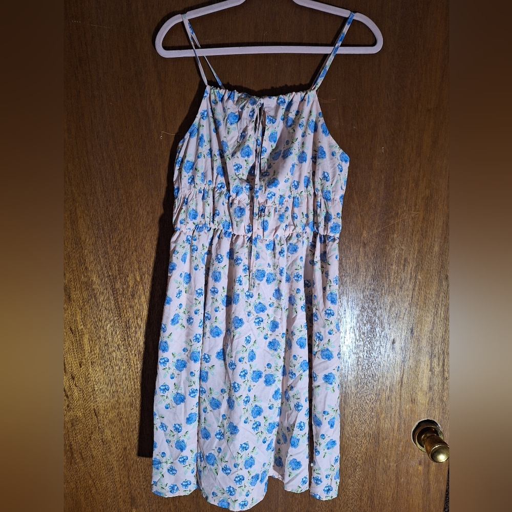 SHEIN FLORAL SLEEVELESS DRESS